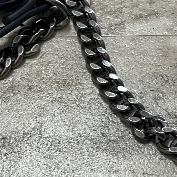 Maurice’s Black Crossbody Bag with Chain Strap NWT - Picture 3 of 9